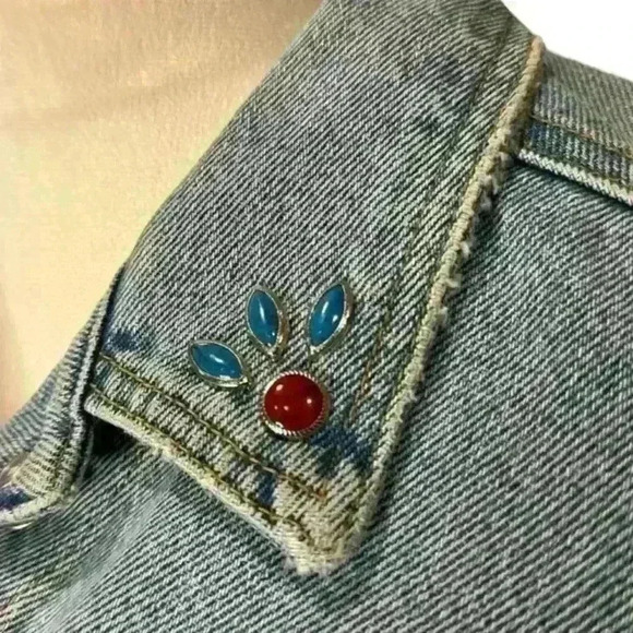 ABS by Allen Schwartz light washed with colorful stone jean jacket size small - Picture 7 of 15